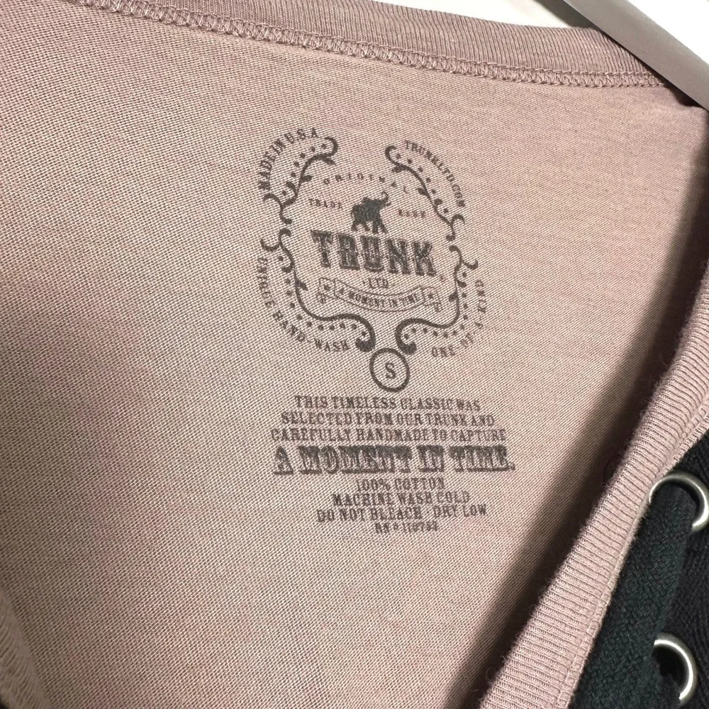 Trunk Ltd Kurt Cobain Lace Up Graphic Tee Mauve Nirvana Grunge Shirt Womens S